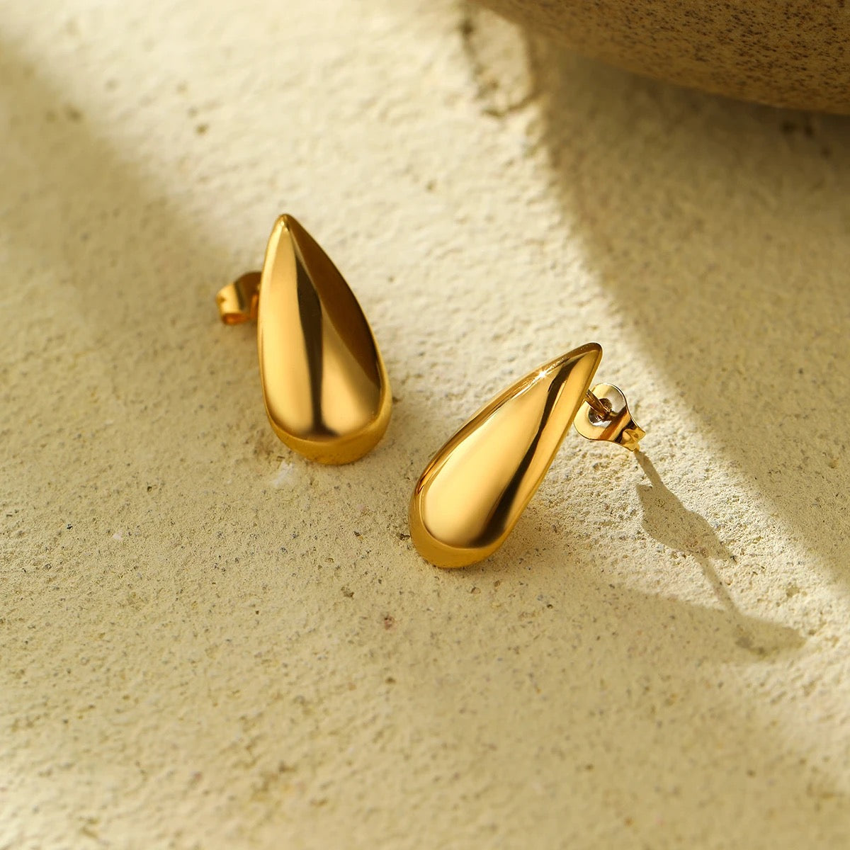 Carryallco Golden Dew Drop Earrings