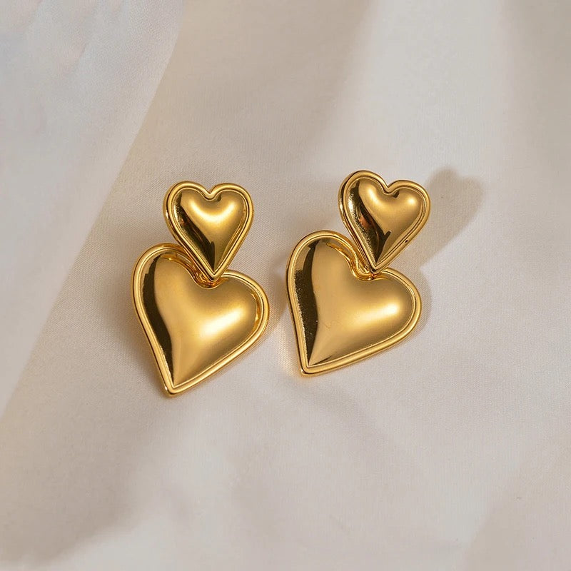 Carryallco Smooth Love Drop Earring