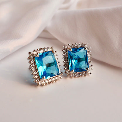 Carryallco Sovereign Blue Diamond Stud