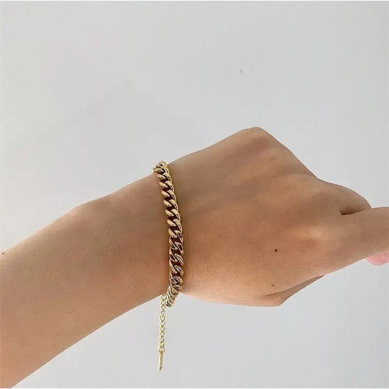 Carryallco Cuban Chain Bracelet