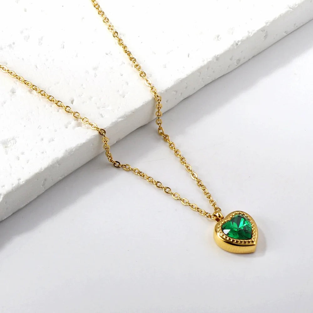 Carryallco Emerald Zircon Heart Pendant Chain