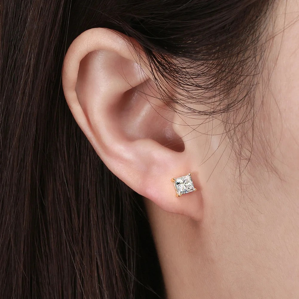 Carryallco Gold Plated Solitaire Stud