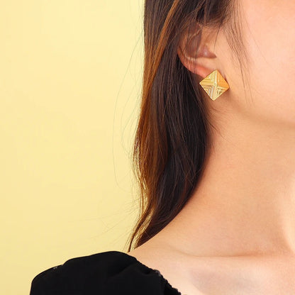 Carryallco Timeless Square Glow Earrings