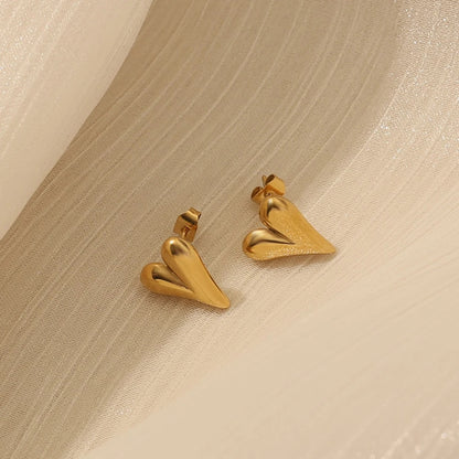 Carryallco Opulent Heart Gold Studs