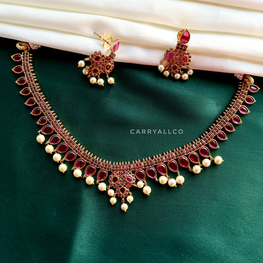 Carryallco Gold Plated Rubi Kempu stone Necklace Set