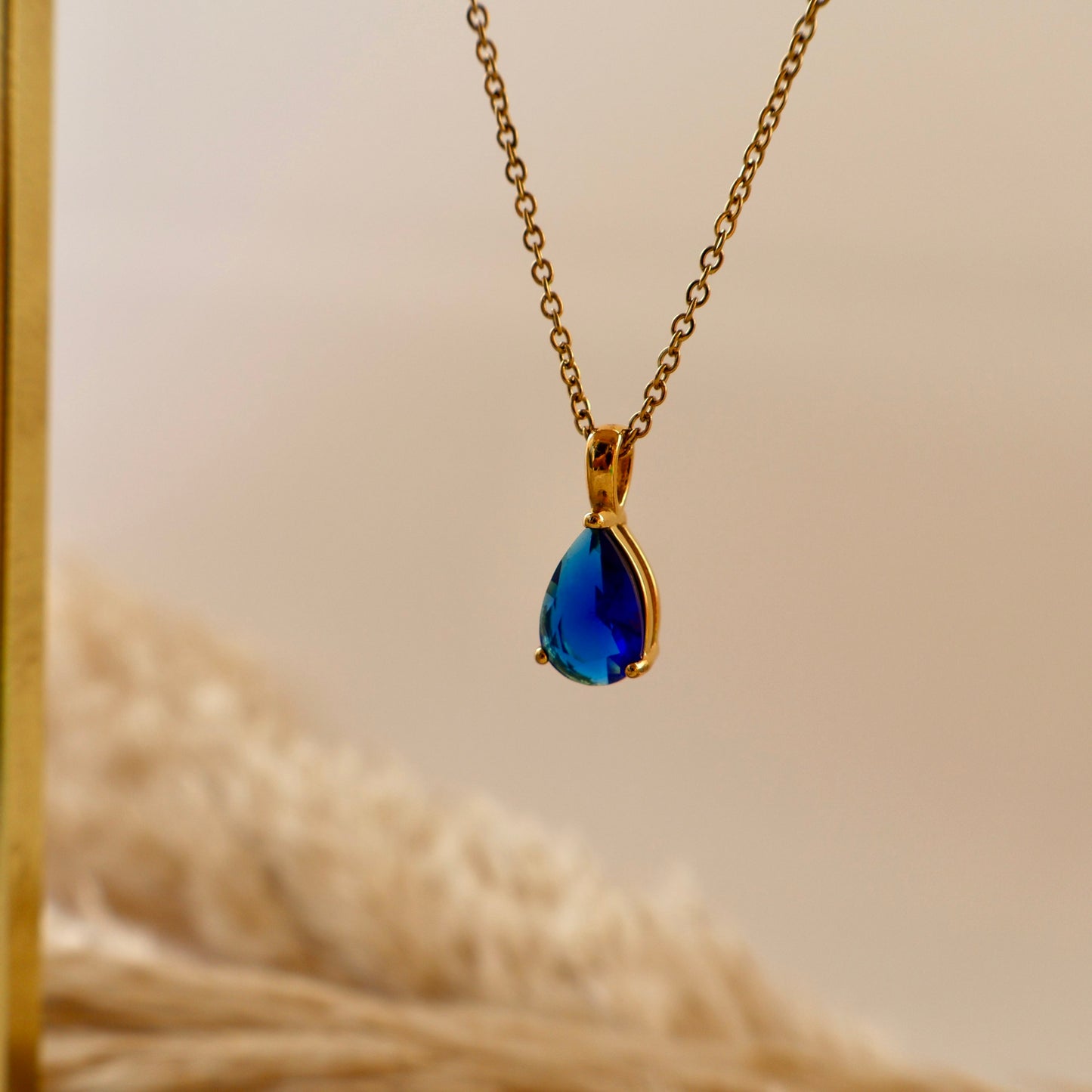 Carryallco Ethereal Blue Stone Pendant