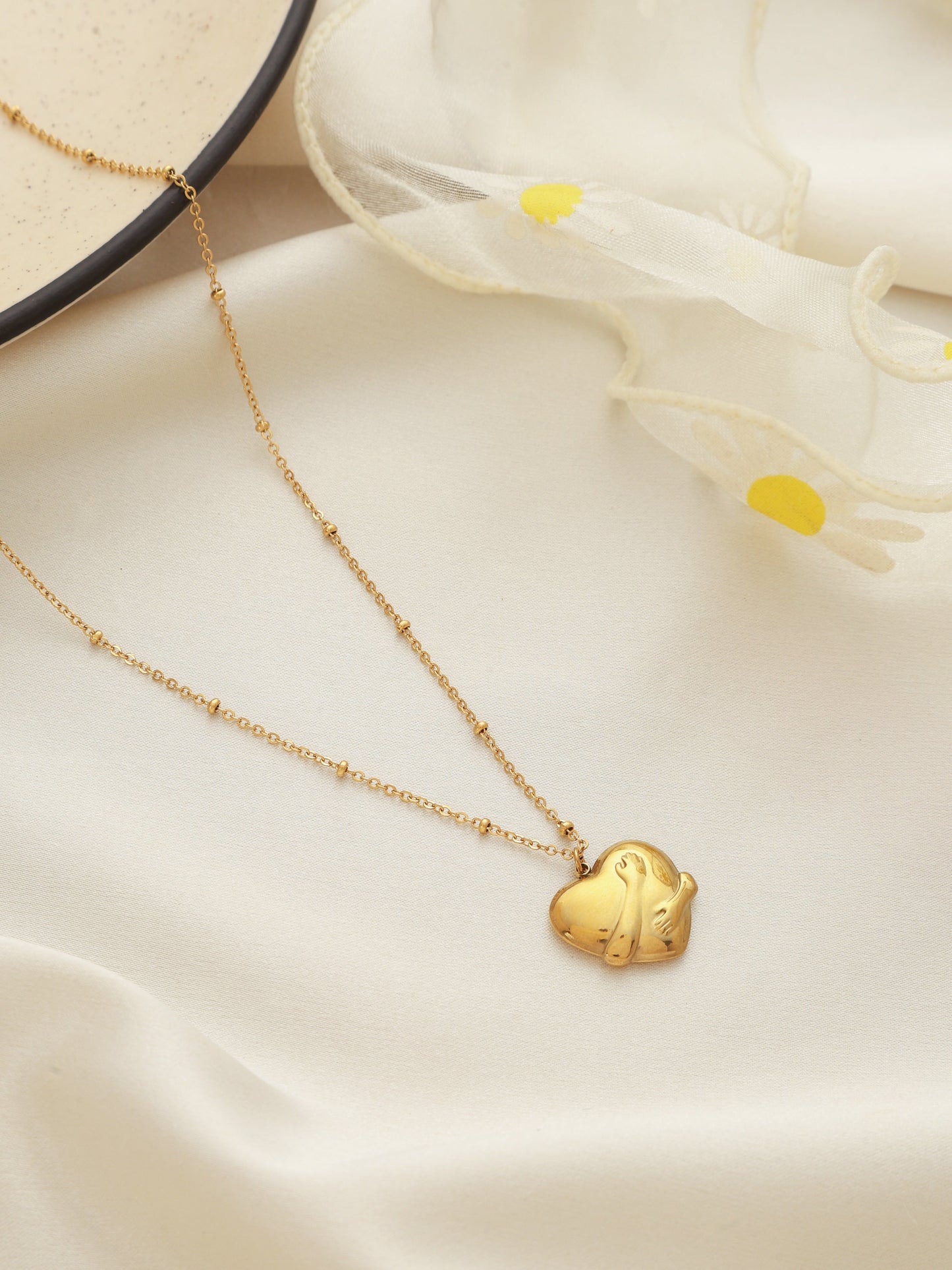 Carryallco Mend My Heart Pendant Chain